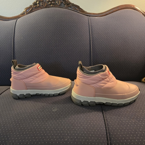 Hunter Women's Pink Winter Boots - Picture 3 of 6